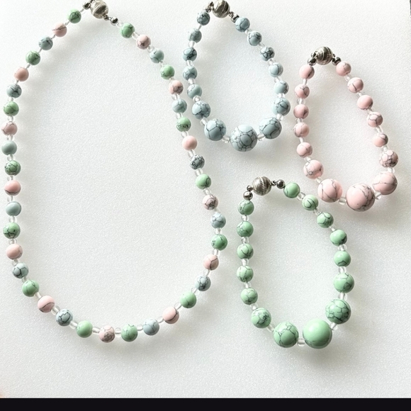 PICK 1 - Boho Beaded Set or Pastel Howlite Bead Necklace Set ~ NEW - Picture 3 of 6